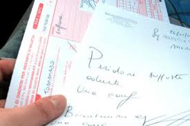 Escándalo en La Banda: Denuncian el uso de firmas falsas de una obstetra para cobrar la Asignación por Embarazo