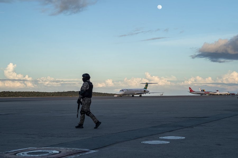 Alerta en el cielo: La Unión Europea ordena evitar el espacio aéreo venezolano ante el riesgo de la agresión militar de EE.UU
