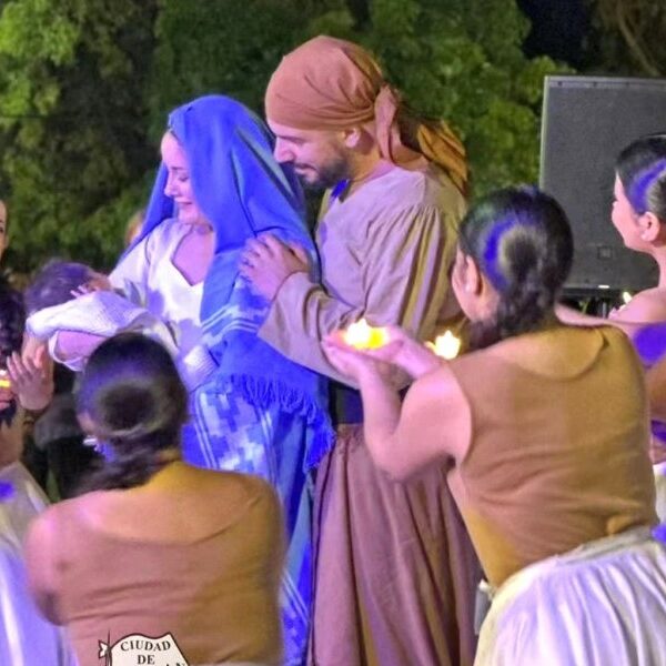 Emoción en Beltrán: El Ballet «Perfume de Carnaval» deslumbró con la obra «Navidad Nuestra»