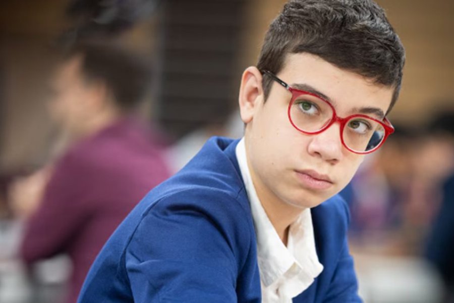 Faustino Oro se consagra como el Mejor Ajedrecista Juvenil del Mundo 2025