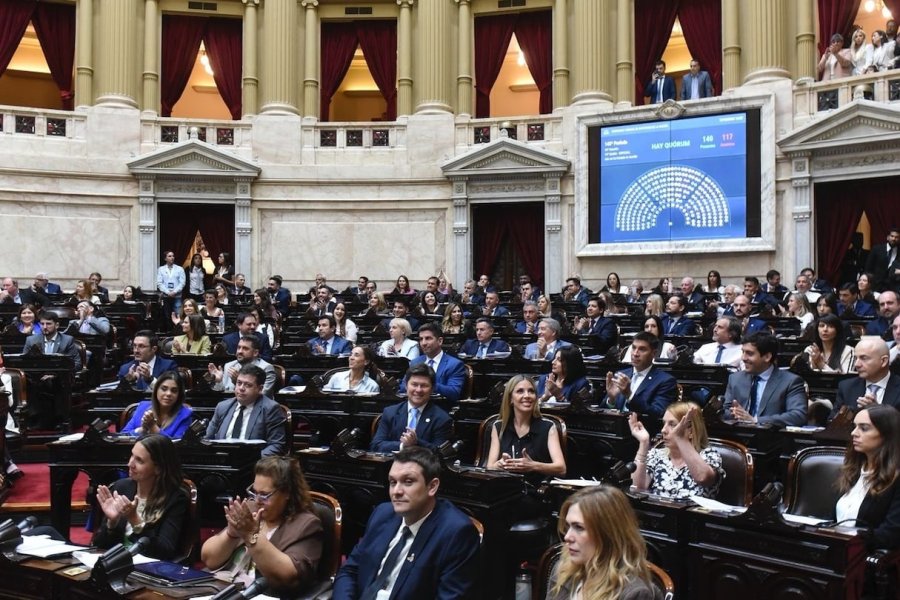 Diputados y la CGT se unen para modificar la reforma laboral del Gobierno
