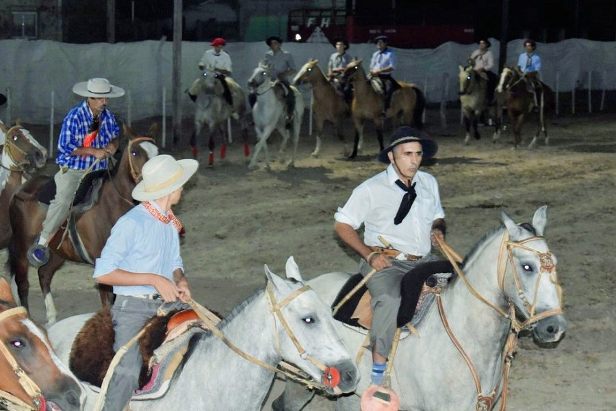 Tradición y música en Los Telares: Hoy inicia el festival «Telares Canta en Enero»