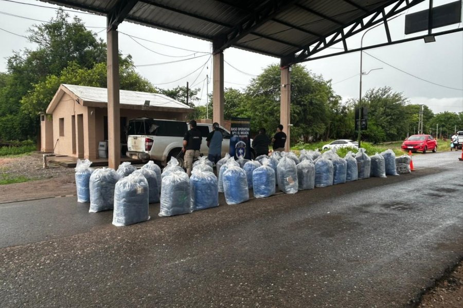 Golpe al tráfico de hojas de coca: Incautan más de 900 kg en el norte provincial