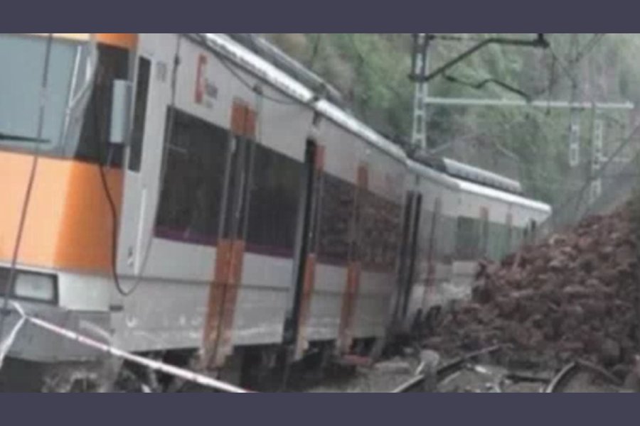 Crisis ferroviaria en España: Descarrilamiento en Cataluña deja un muerto y 20 heridos