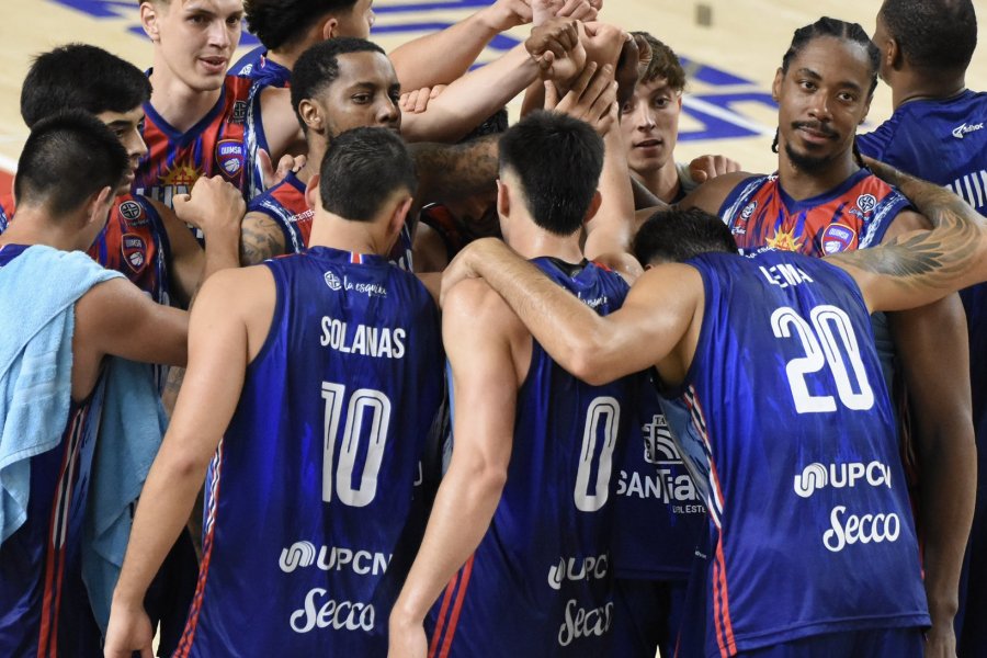 Quimsa viaja a Buenos Aires sin DT y con la misión de revertir su presente en la Liga Nacional