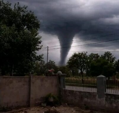 Emergencia en El Quebrachal: Un fenómeno climático extremo causó graves destrozos