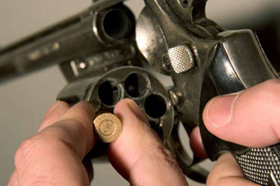 Tragedia en el barrio Jorge Newbery: Un adolescente herido de gravedad tras dispararse accidentalmente Tragedia en el barrio Jorge Newbery: Un adolescente herido de gravedad tras dispararse accidentalmente