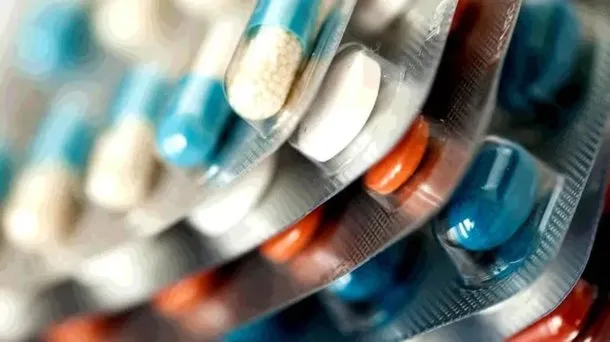 ANMAT dio de baja a 45 droguerías por irregularidades en sus certificados