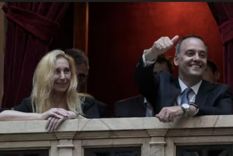 Karina mueve sus fichas y empuja a Adorni como vice para blindar el control libertario Karina mueve sus fichas y empuja a Adorni como vice para blindar el control libertario