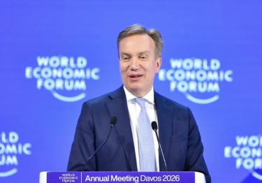 El escándalo de Jeffrey Epstein alcanza la cima del Foro de Davos: Renunció Børge Brende
