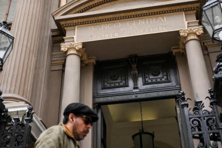 El Banco Central mantiene su racha compradora, pero las reservas brutas sufrieron una caída de u$s 749 millones