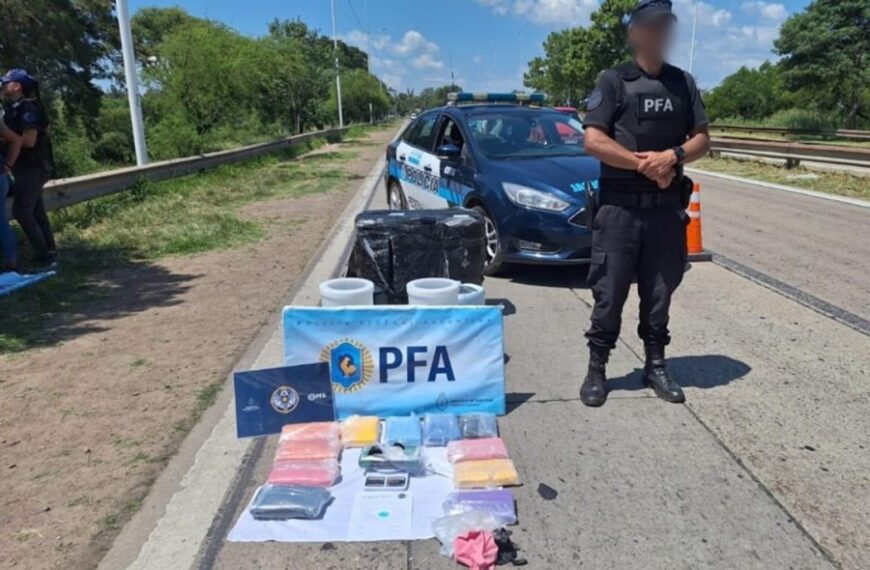 Golpe al narcotráfico: Secuestran 13 kilos de cocaína ocultos en secarropas en Santa Fe