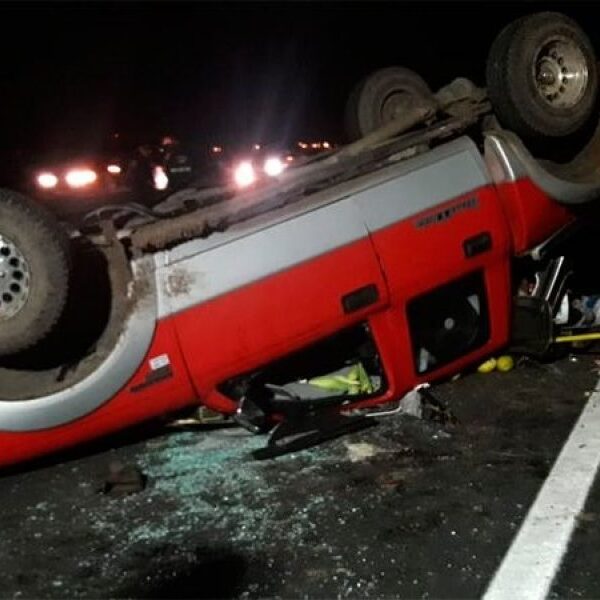 El director del Hospital de Los Pirpintos resultó herido en un grave vuelco