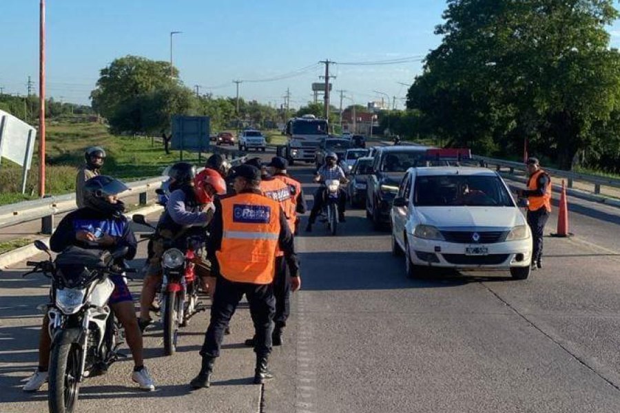 Por festejos de Carnaval la policía intensifica los controles viales en Santiago del Estero