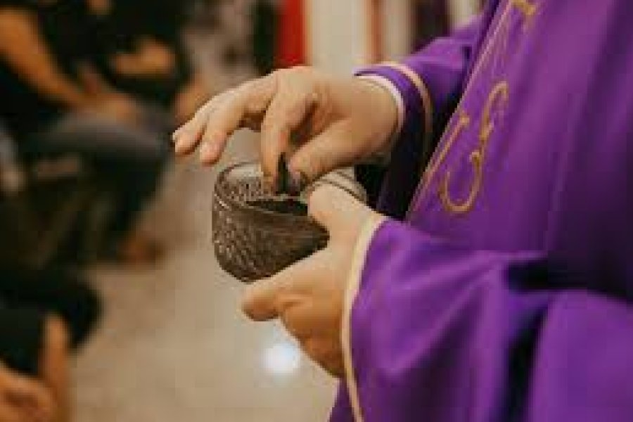 Miércoles de Ceniza Multitudinaria convocatoria en las parroquias de Santiago