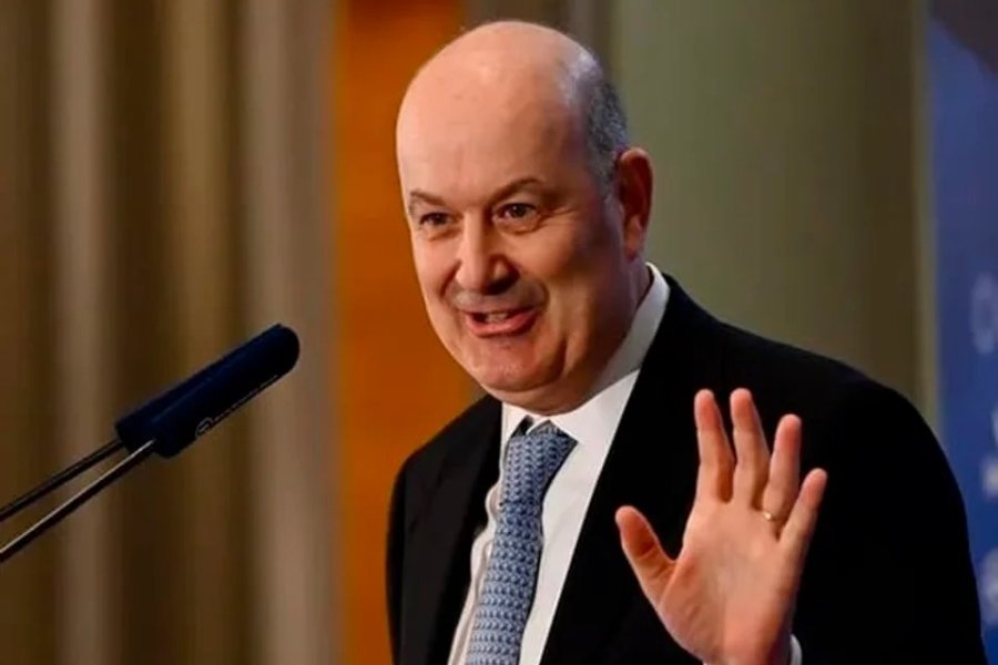 Sturzenegger firmó alquiler por $720 millones en Diagonal Norte Sturzenegger firmó alquiler por $720 millones en Diagonal Norte