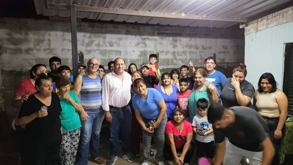 Mateo Sánchez en el barrio Finca de Ramos: «Orden, respeto y dignidad para La Banda»