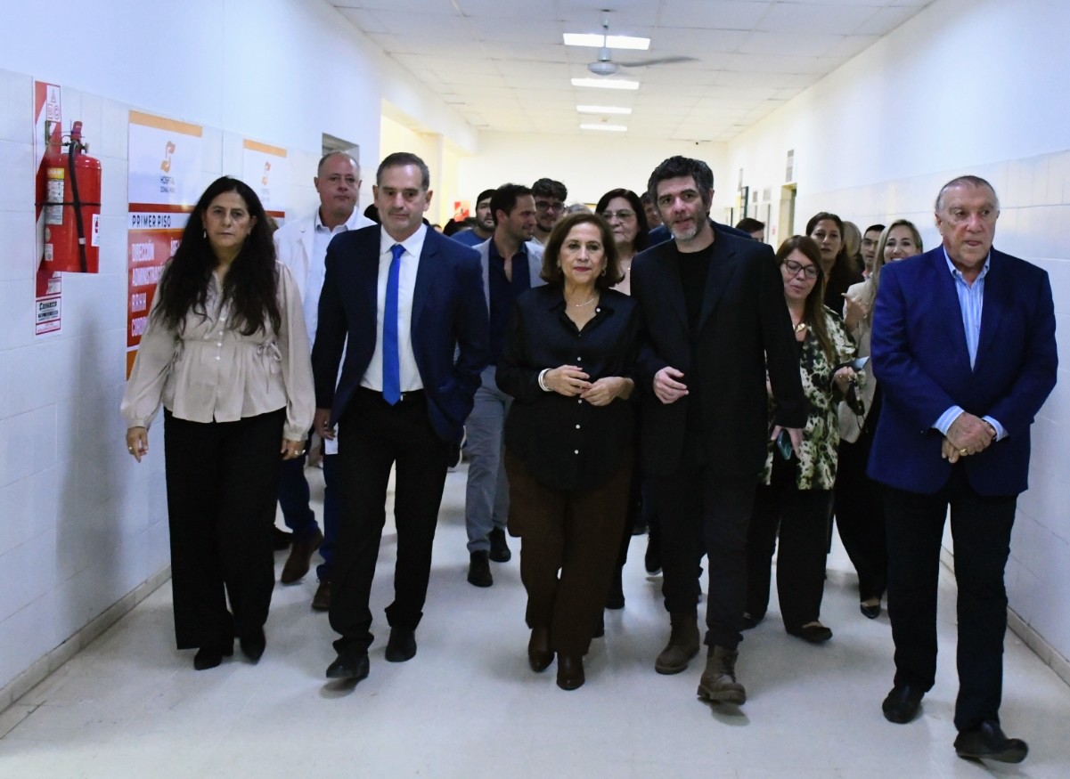 Frías habilitó la refuncionalización del Centro Obstétrico en el Hospital Zonal