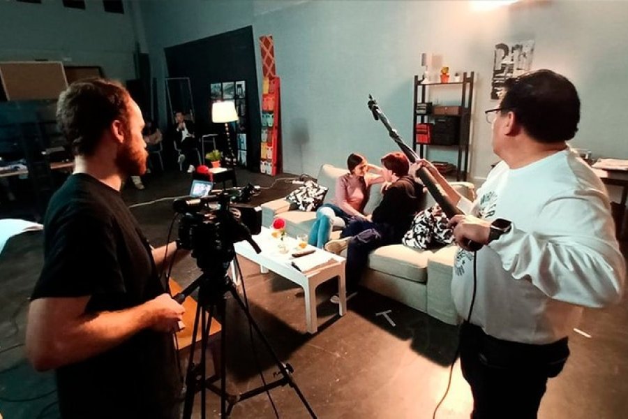 Cine para jóvenes en Santiago: Abre el taller de cortometrajes en el CCB Cine para jóvenes en Santiago: Abre el taller de cortometrajes en el CCB