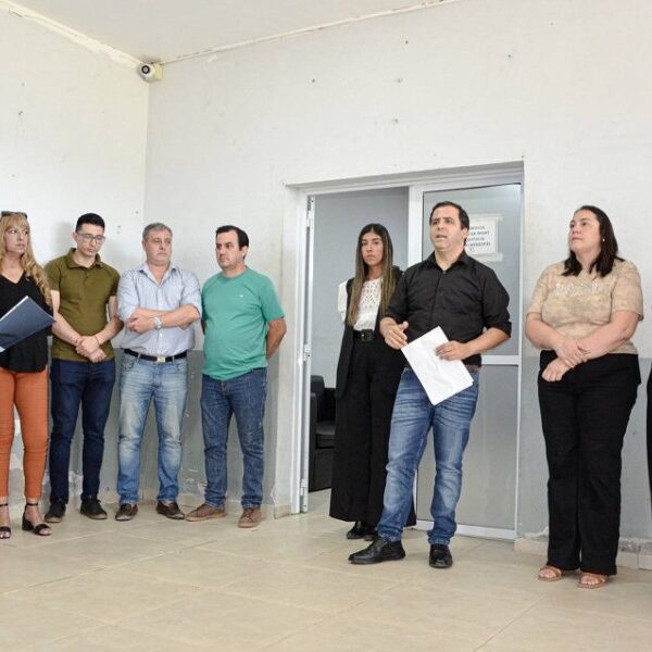 Incremento salarial del 42,4% para los trabajadores municipales de Clodomira