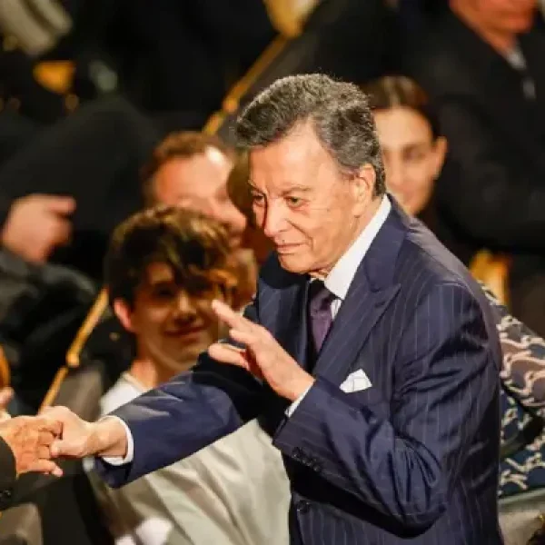 Palito Ortega celebró sus 85 años: Vigencia en los escenarios y amor familiar