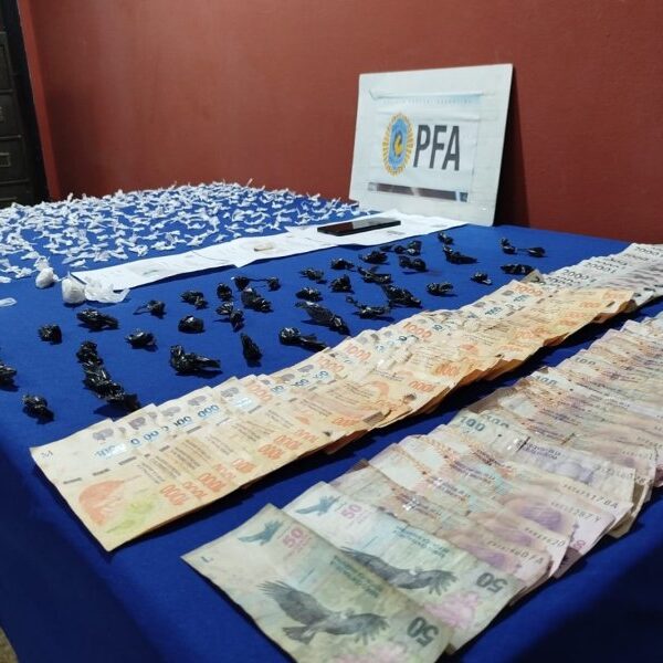 Operativo federal en La Banda: desarticulan punto de venta de drogas en el barrio Salta Prolongación