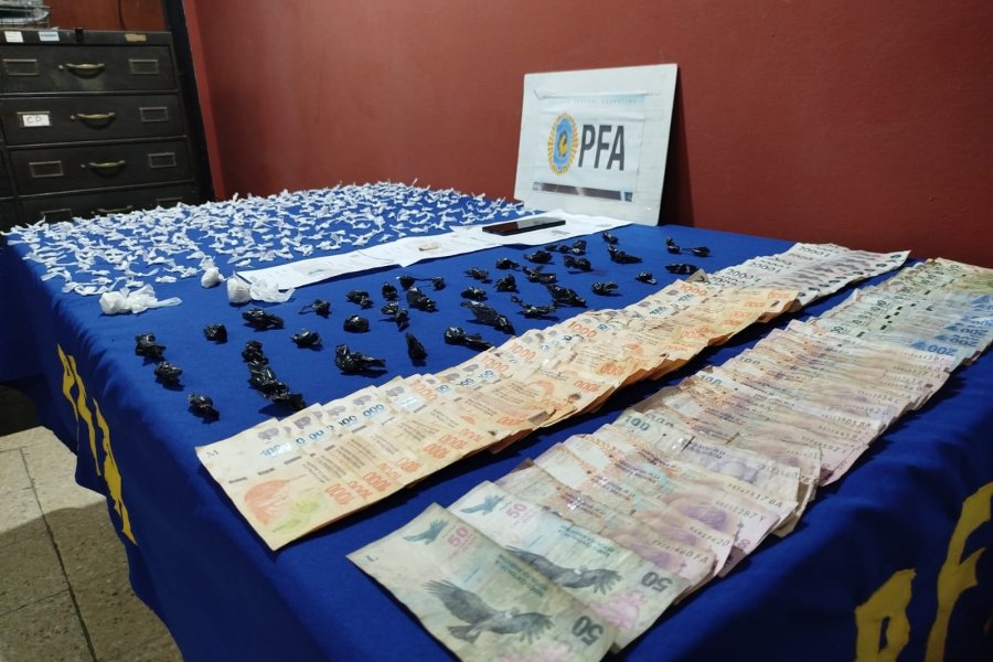 Operativo federal en La Banda: desarticulan punto de venta de drogas en el barrio Salta Prolongación