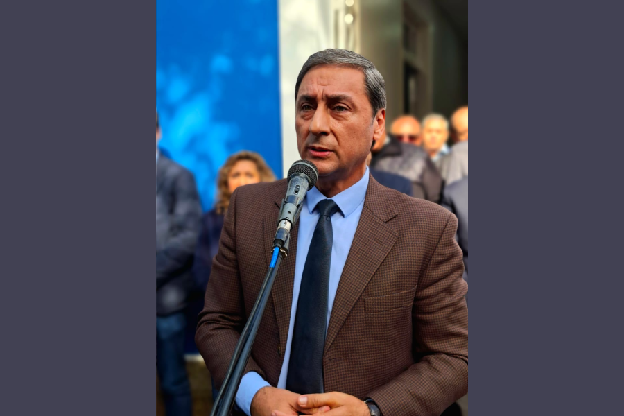 Silva Neder destacó el crecimiento del empleo privado y el rol del Estado en Santiago