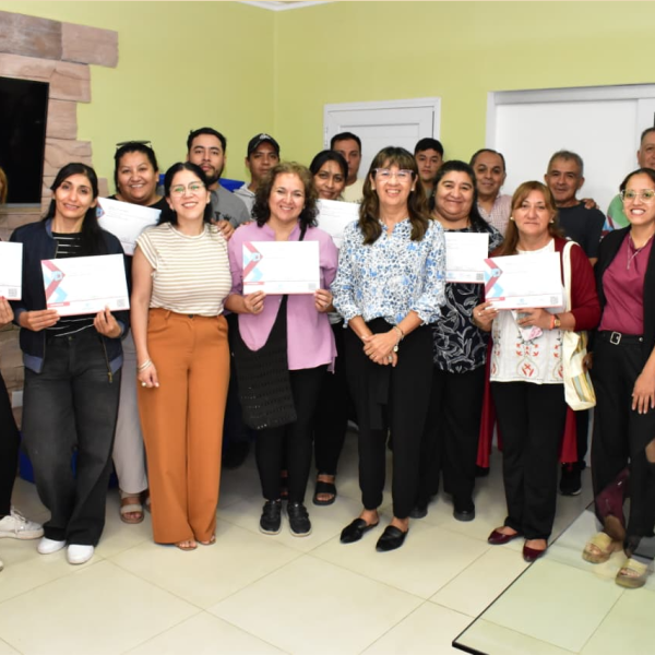 Santiago del Estero: Fortalecen la formación laboral con entrega de certificados y nuevos cursos