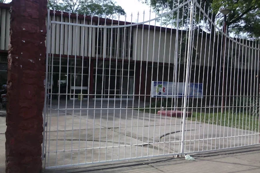 Impulsan que la UNSE sea dueña del edificio de Humanidades Impulsan que la UNSE sea dueña del edificio de Humanidades