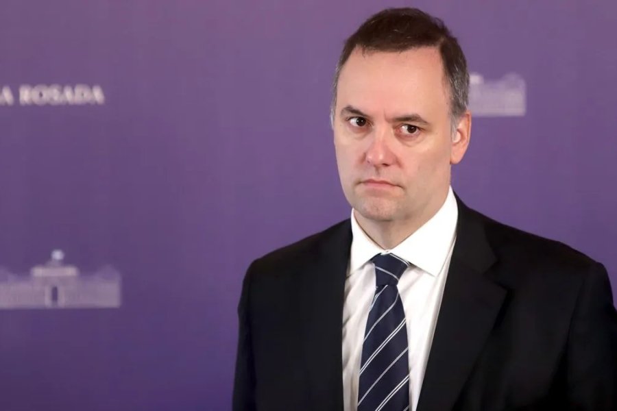 Polémica por la compra de un departamento de Adorni con financiamiento privado