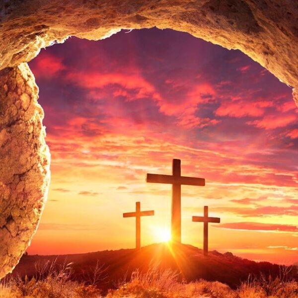 Celebración de Pascua en La Banda: fe, música y encuentro comunitario en el Cine Renzi