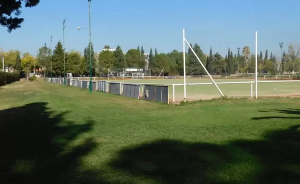 Imputación a diez jugadoras de hockey por ritos de iniciación en Mendoza Imputación a diez jugadoras de hockey por ritos de iniciación en Mendoza