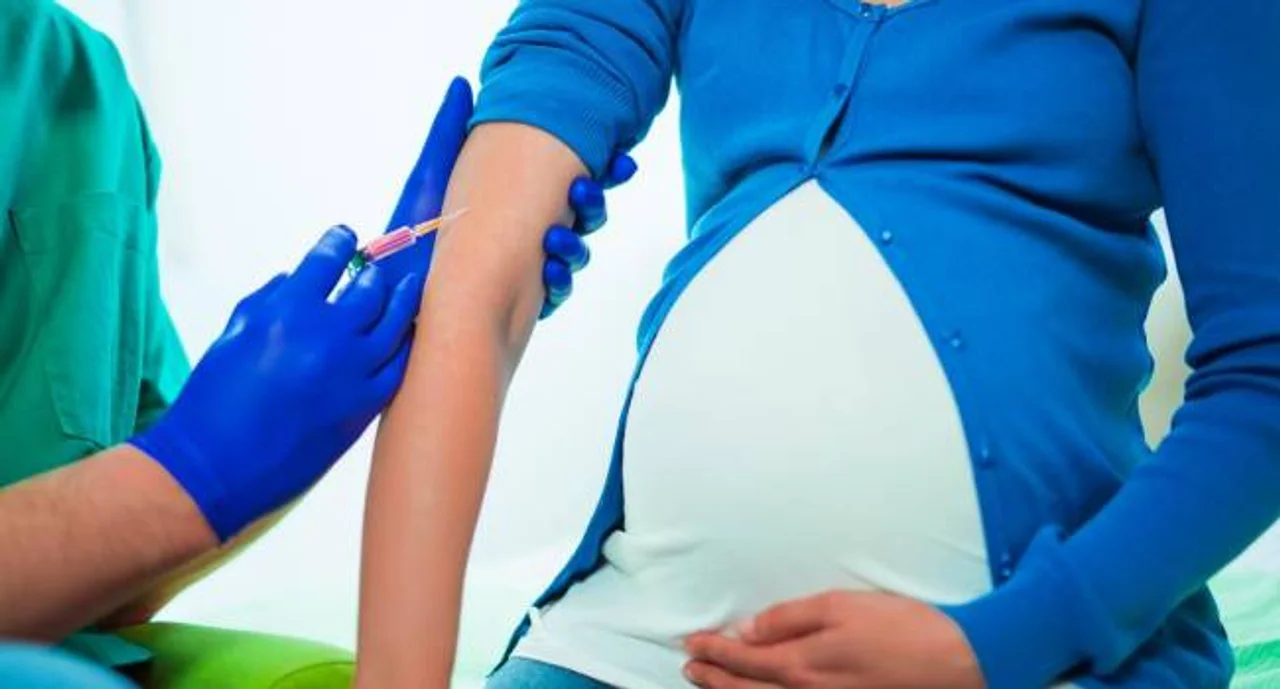 Vacunación materna contra el VSR: Estudios confirman su alta efectividad para proteger a bebés