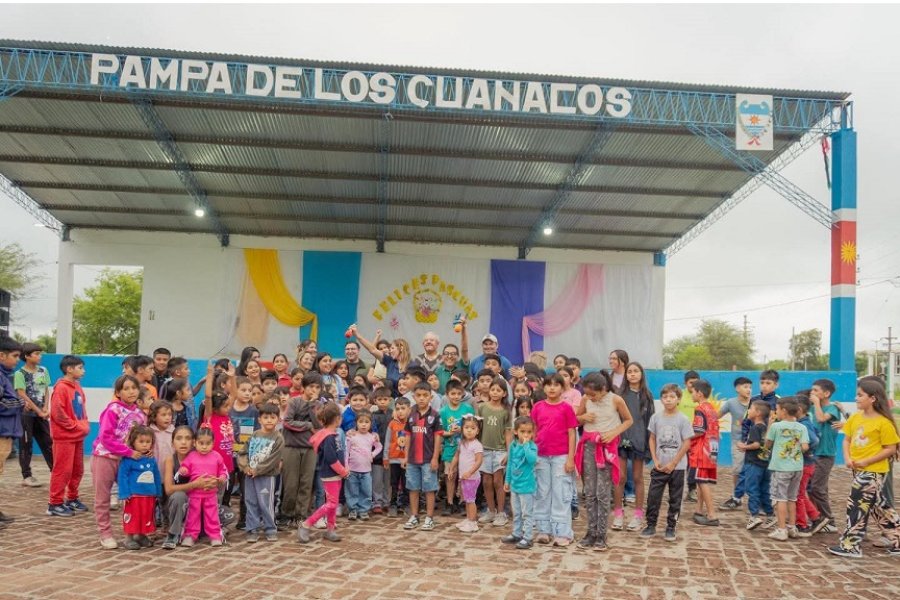 Pampa de los Guanacos celebró Pascuas con una jornada llena de alegría para los niños