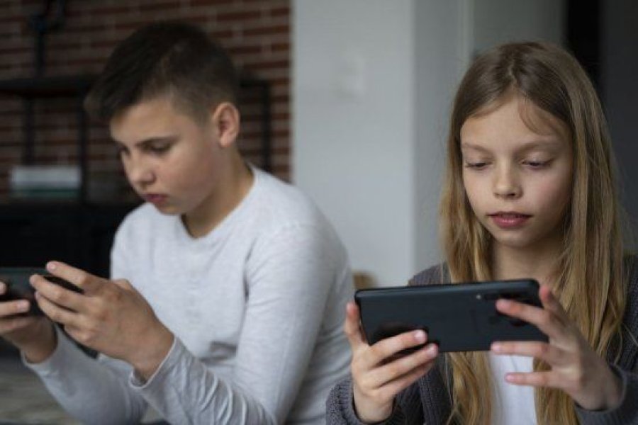 Grecia prohibirá el uso de redes sociales a menores de 15 años desde 2027 Grecia prohibirá el uso de redes sociales a menores de 15 años desde 2027