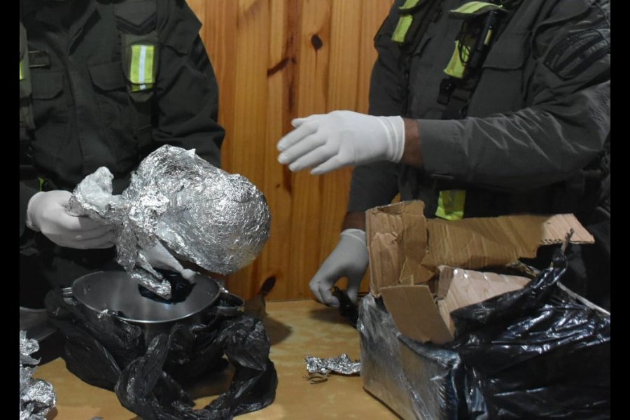 Cayó en Frías al retirar una encomienda con cocaína enviada desde Chubut