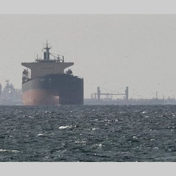 Estados Unidos ordena el bloqueo de puertos iraníes y agrava la crisis en el Estrecho de Ormuz