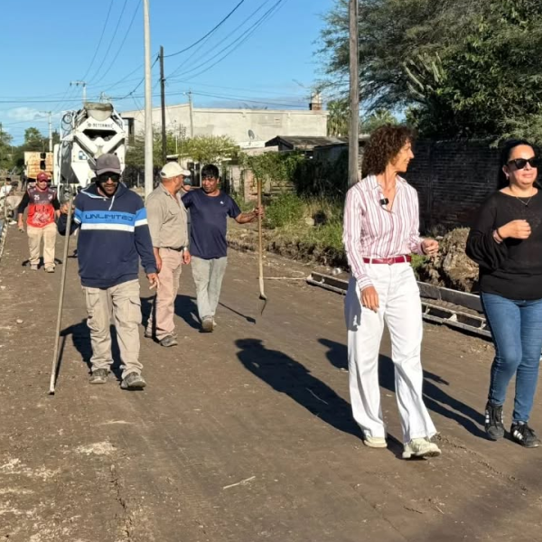 Inician obra de cordón cuneta en el barrio Villa Balnearia de Las Termas