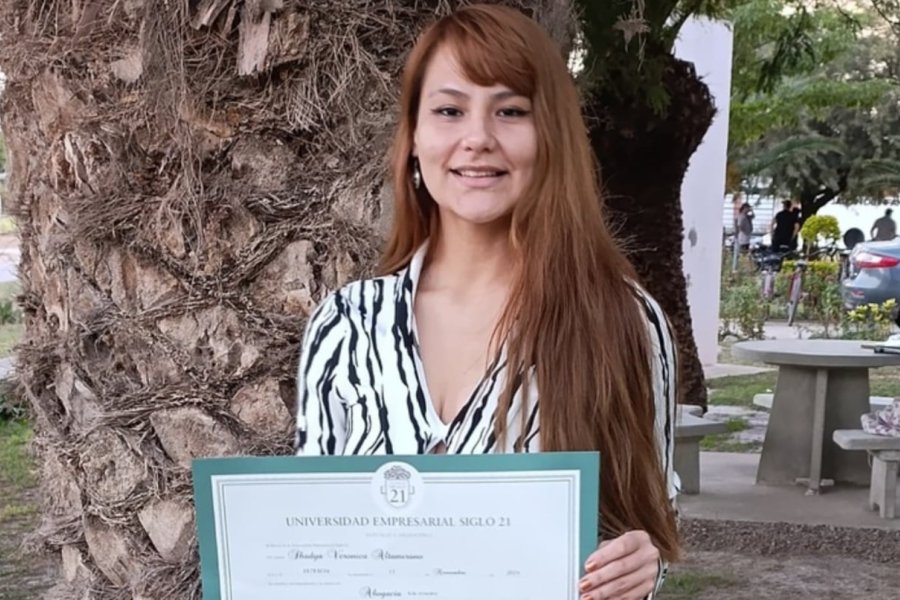 El fallecimiento de la joven abogada Shadya Altamirano genera conmoción y debate sobre la violencia digital El fallecimiento de la joven abogada Shadya Altamirano genera conmoción y debate sobre la violencia digital