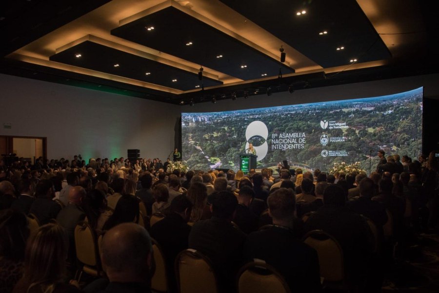 La Municipalidad de la Capital participó de la asamblea nacional de Intendentes por el cambio climático en Tucumán