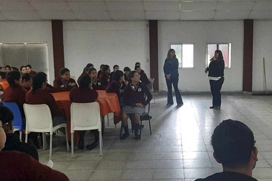 Instituciones se unieron para celebrar el Día de la Tierra con un conversatorio