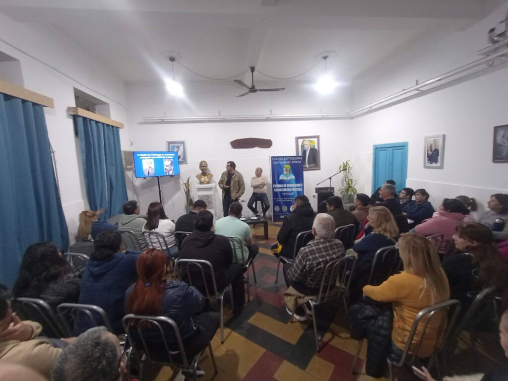 Segundo Coloquio sobre la historia del peronismo santiagueño reunió a referentes institucionales y militantes provinciales