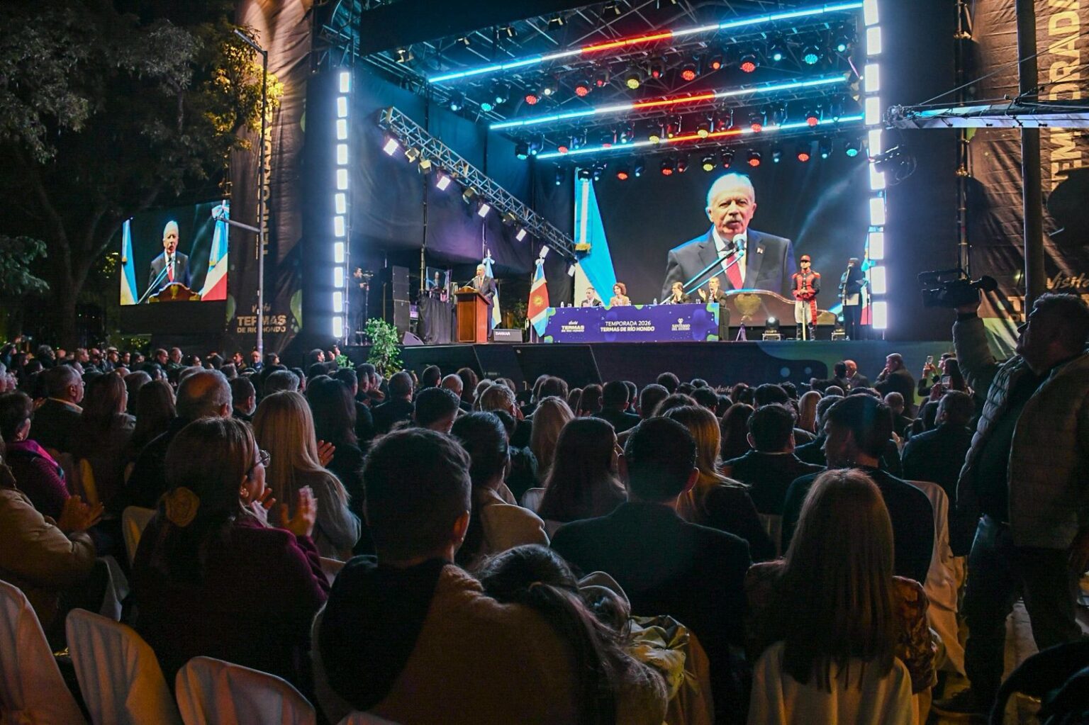 El Gobernador Elías Suárez dejó formalmente abierta la temporada turística invernal de Las Termas de Río Hondo