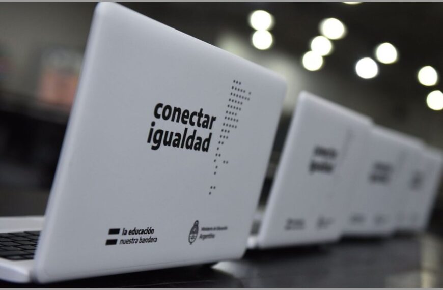 Inseguridad en El Aibe: Roban 20 netbooks y hasta la bandera de una escuela