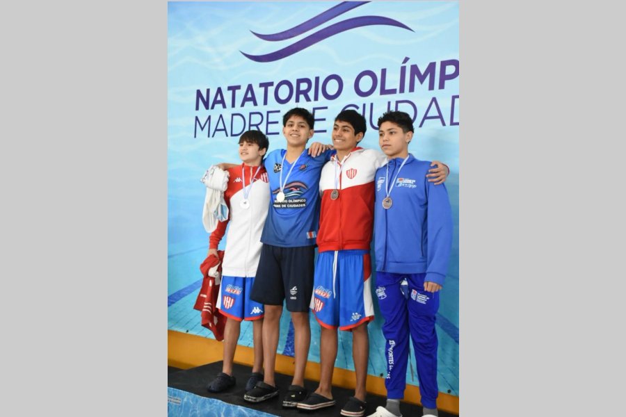 Máximo Córdoba Vizcarra se consagró campeón nacional en el República de Natación