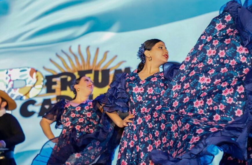 Las Termas celebró una emotiva Noche de Gala junto a vecinos y turistas