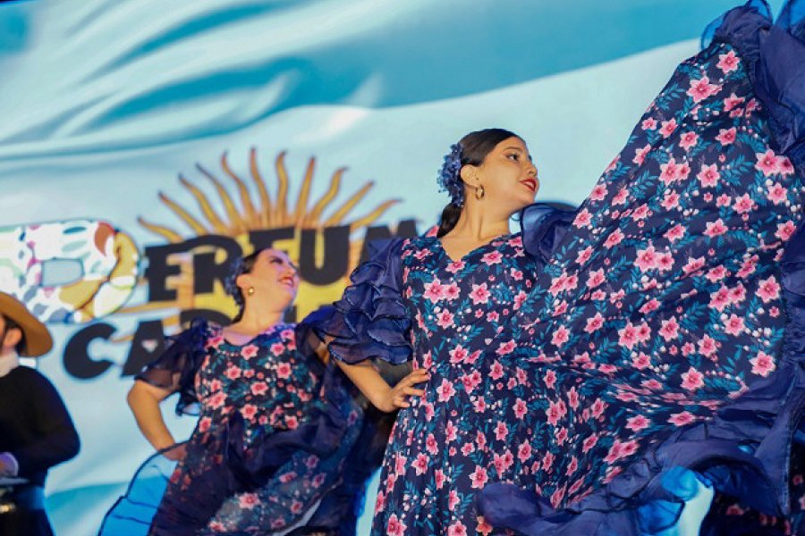 Las Termas celebró una emotiva Noche de Gala junto a vecinos y turistas