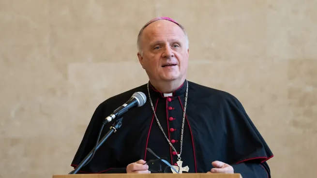 El papa León XIV designó a Michael Wallace Banach como nuevo nuncio en Argentina