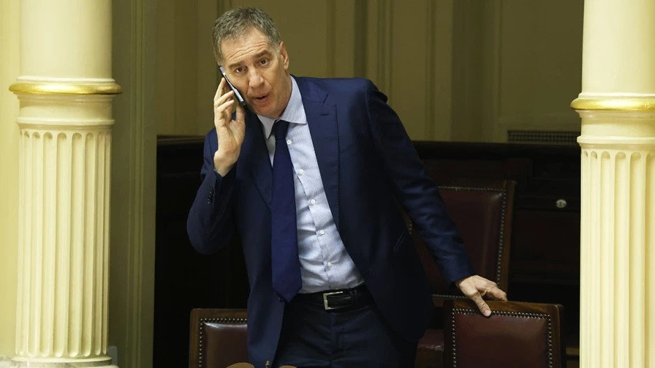 El Gobierno analiza ofrecer colectoras a los gobernadores para que apoyen la eliminación de las PASO